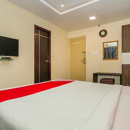 Super Collection O Indian Suites Near Sitara Restaurant Bangalore Dış mekan fotoğraf