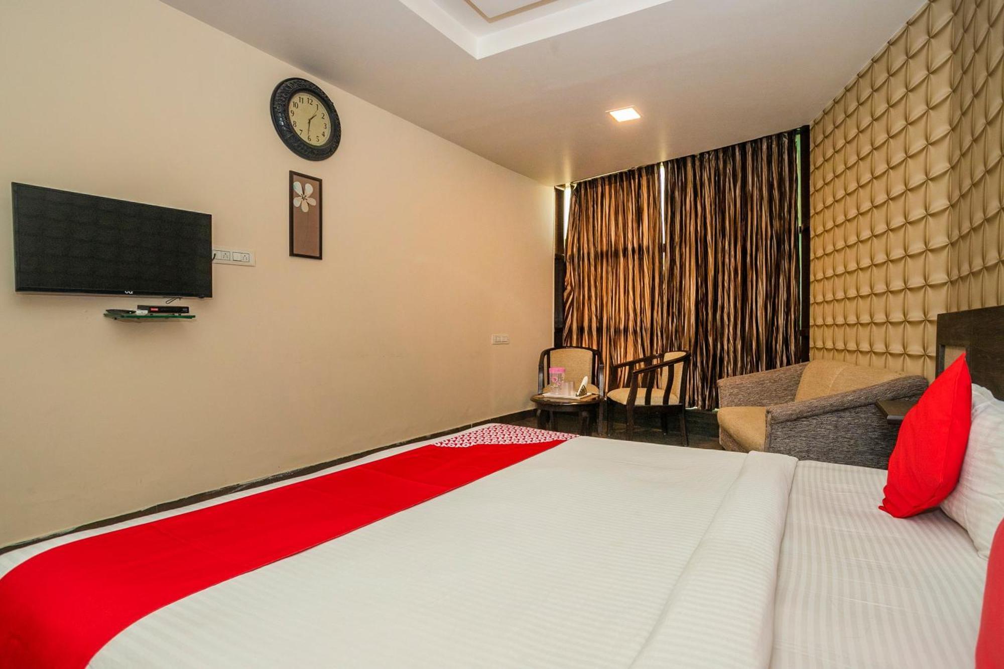 Super Collection O Indian Suites Near Sitara Restaurant Bangalore Dış mekan fotoğraf